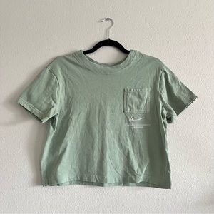 🪩 Nike | Metallic Swoosh Crop Top 🪩